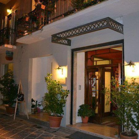 Hotel La Congiura Dei Baroni Teggiano Exterior foto